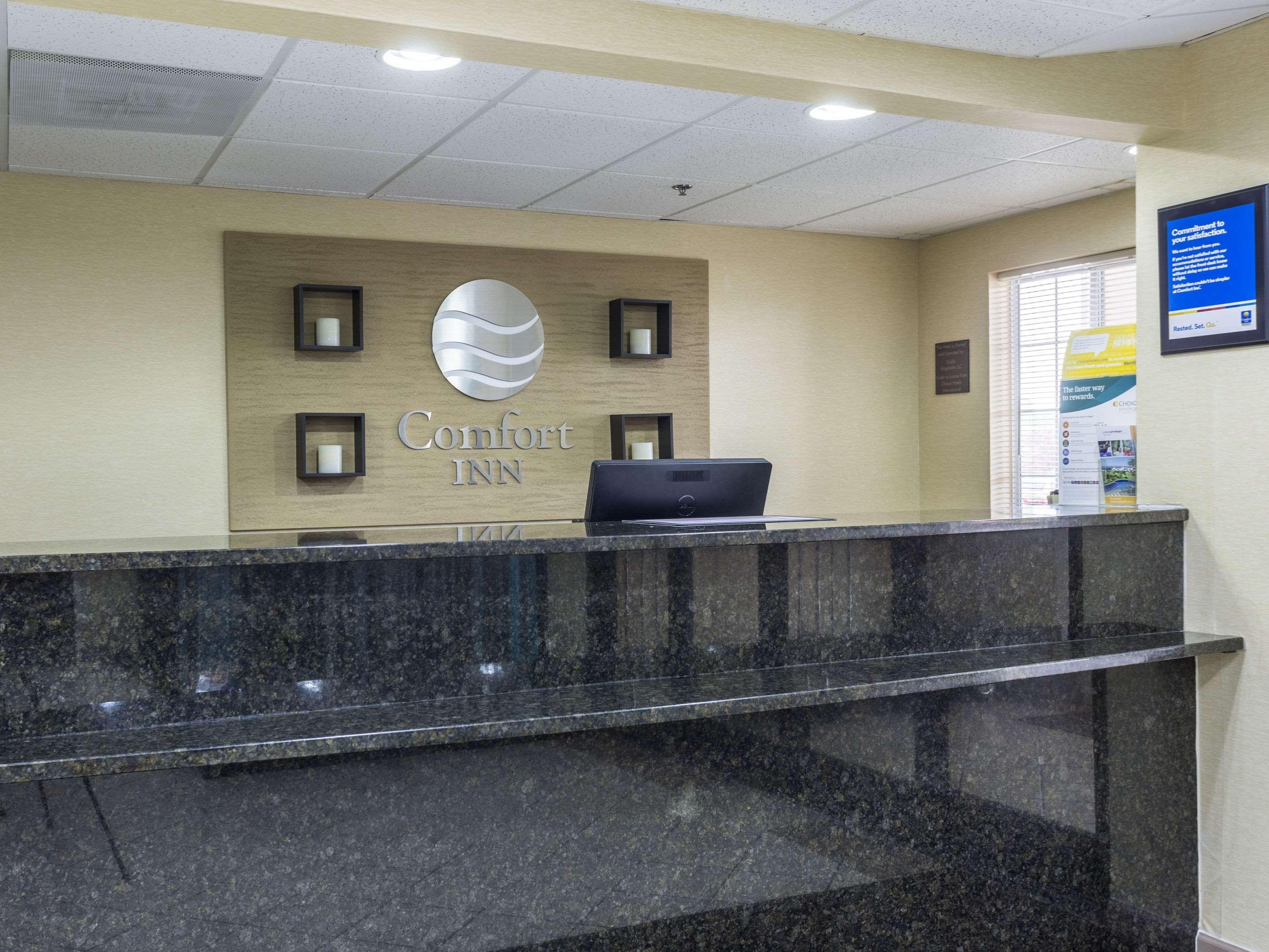Comfort Inn Decatur Priceville Экстерьер фото