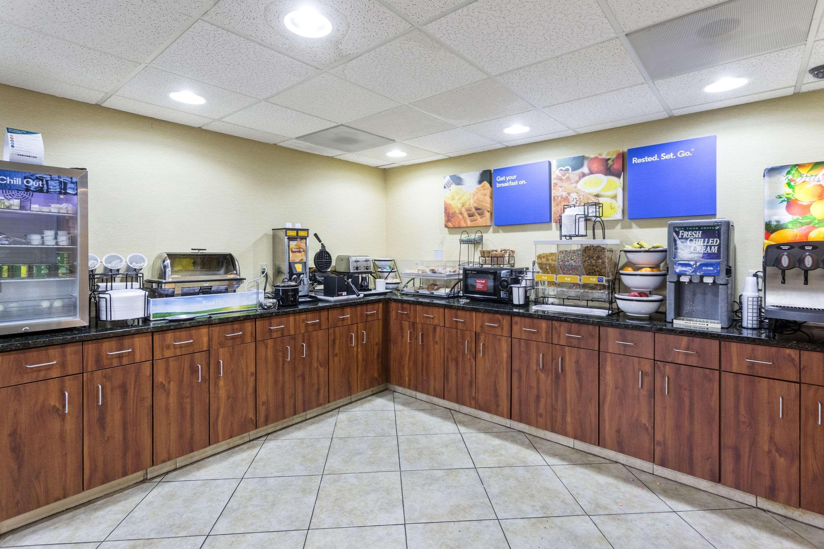 Comfort Inn Decatur Priceville Экстерьер фото